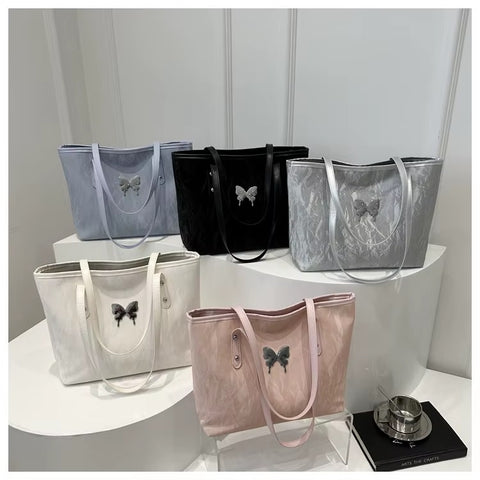 New Casual Large Capacity Butterfly Hardware Shoulder Bag CODE: KAR3735
