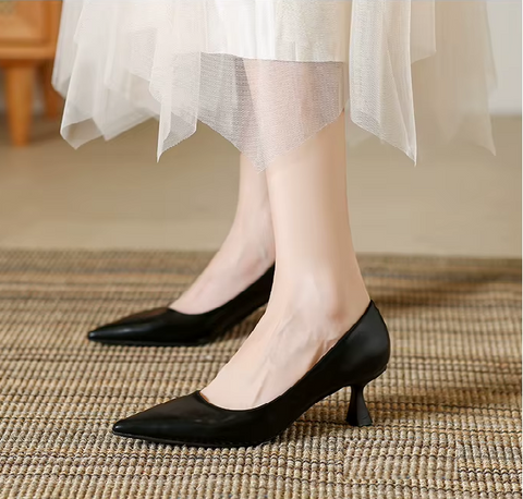 New Fashion High Heels Pointed Toe Pumps Elegant Shoes CODE: KAR3743