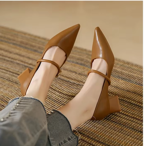 New Fashion Elegant Square Heel Pumps Shoes CODE: KAR3744