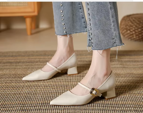 New Fashion Elegant Square Heel Pumps Shoes CODE: KAR3744