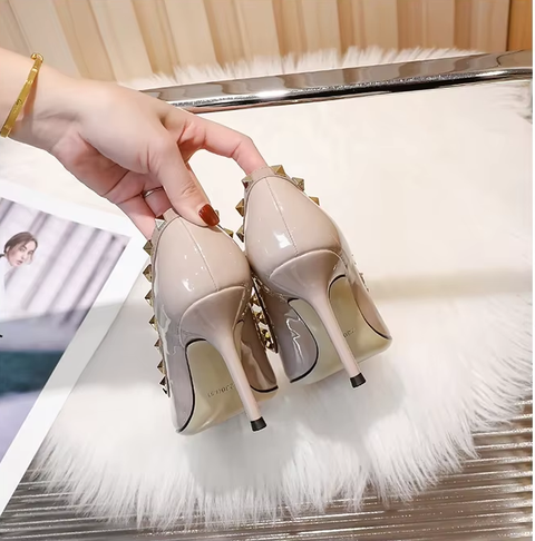 New Metal Rivet High Heels Pointed Stiletto Heel Leather Elegant Single Shoes luxury sandals CODE: KAR3745