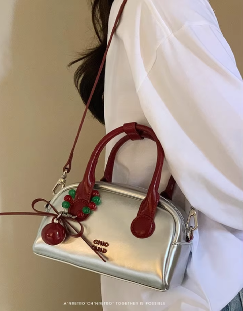 New One Cross Shoulder Small Bag,Cute,Dynamic Handbag CODE: KAR3752