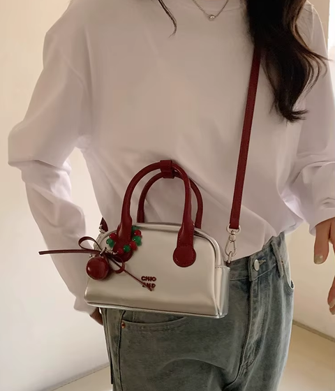 New One Cross Shoulder Small Bag,Cute,Dynamic Handbag CODE: KAR3752