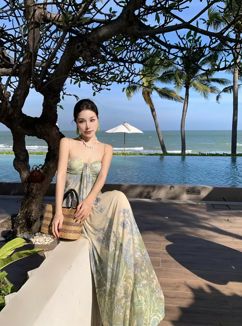 New Long Sleeveless Vacation Beautiful Lace Print Slimming Coastal Style Gown Dress CODE: KAR3768