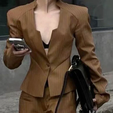 New Long Sleeves Single-button Striped V-Neck Blazer & Pleated Wide Leg Loose Two Piece Set CODE: KAR3783