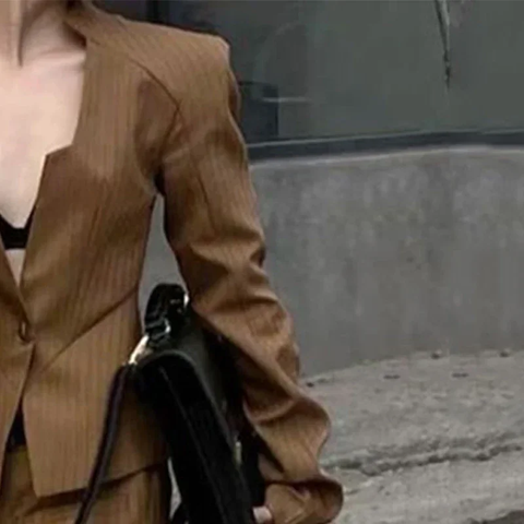 New Long Sleeves Single-button Striped V-Neck Blazer & Pleated Wide Leg Loose Two Piece Set CODE: KAR3783