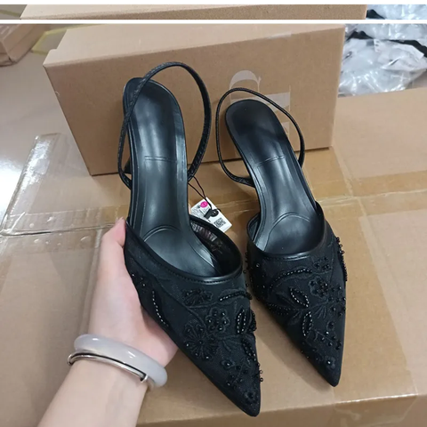 Fashion Elegant Pointed toe Mesh Flowers Embroided  Beading Thin High heels CODE: KAR3831