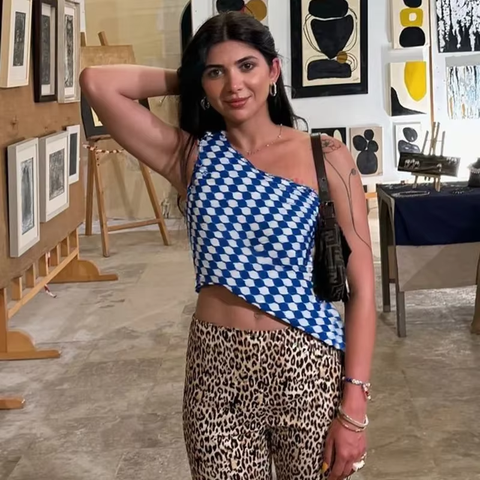 New Fashionable Design Small Cuffed Sleeveless Crossbody Top CODE: KAR3857