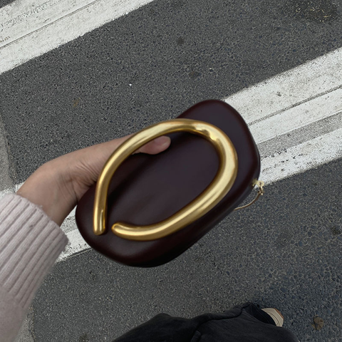 New Gold Closure Box Clutch handbag CODE: KAR3866