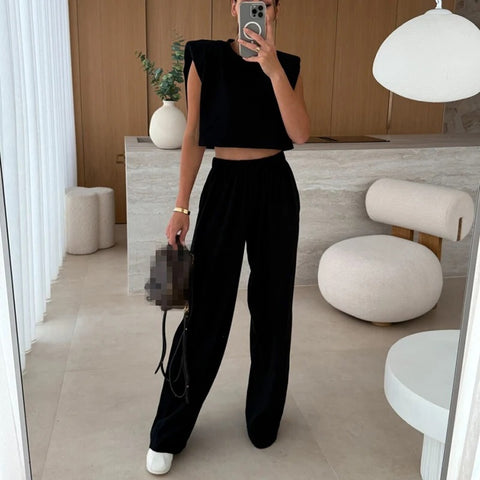 New Fashion O-neck With Solid Shoulder Pad Sleeveless Shirt Pant Two Piece Set CODE: KAR3934