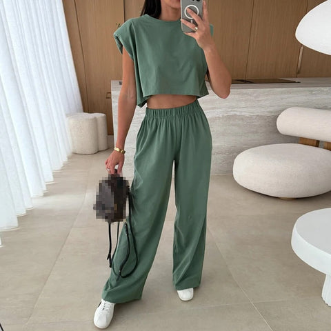 New Fashion O-neck With Solid Shoulder Pad Sleeveless Shirt Pant Two Piece Set CODE: KAR3934