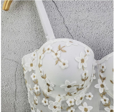 New Sexy Embroidered Floral Off Shoulder Backless Top CODE: KAR3964