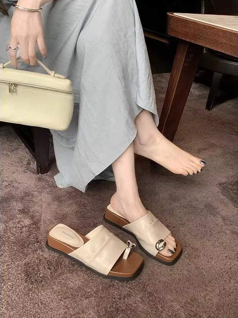 New Fashion Silver Metallic Slip-On Flats with Chain Detail Slippers CODE: KAR4103