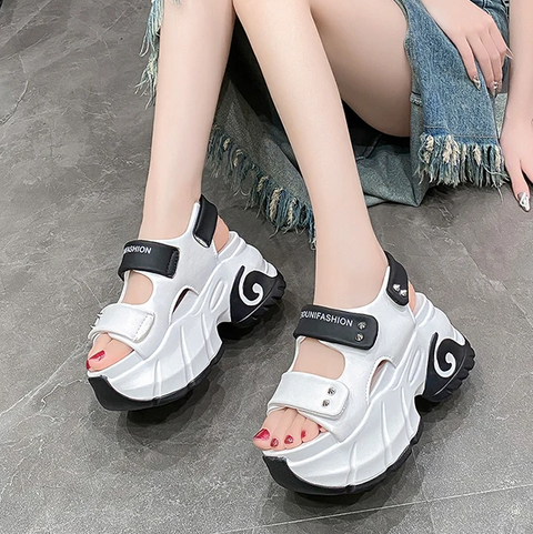 New Gladiator Leisure Chunky Peep Toe High Heels Sandals SIZE: 37 READY1618