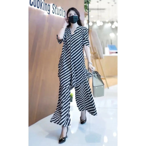 New Loose Plus Stripes Top Casual Unique Wide Leg Pants Two Piece Set CODE: READY1630