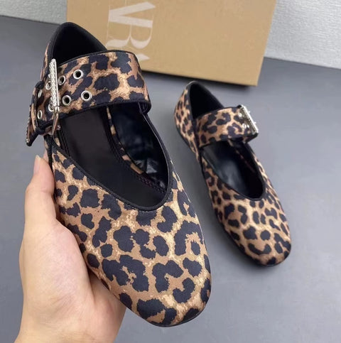 New Pattern Printed Ballet Round Toe Fashion Simple Single Flat Shoes SIZE: 40 CODE: READY1660