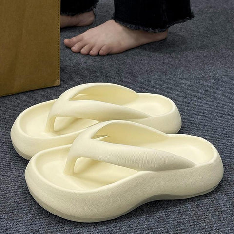 New Fashion Thick-soled Clip-toe Non-slip Beach Slipper SIZE: 36-37 CODE: READY1715