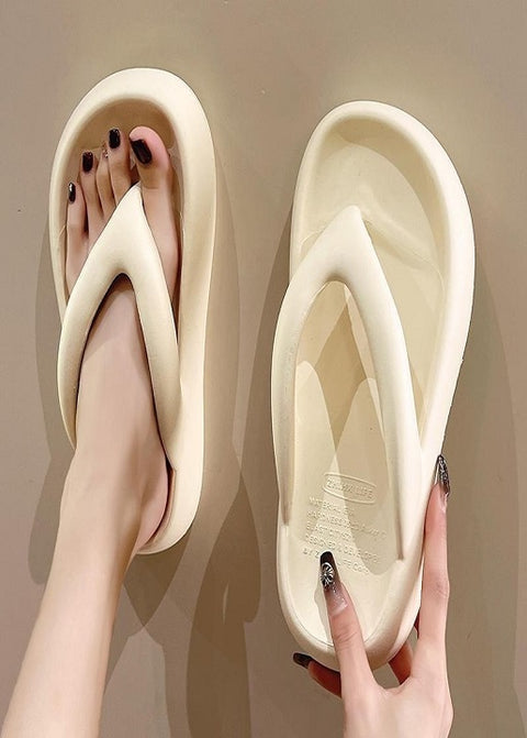 New Fashion Thick-soled Clip-toe Non-slip Beach Slipper SIZE: 36-37 CODE: READY1715
