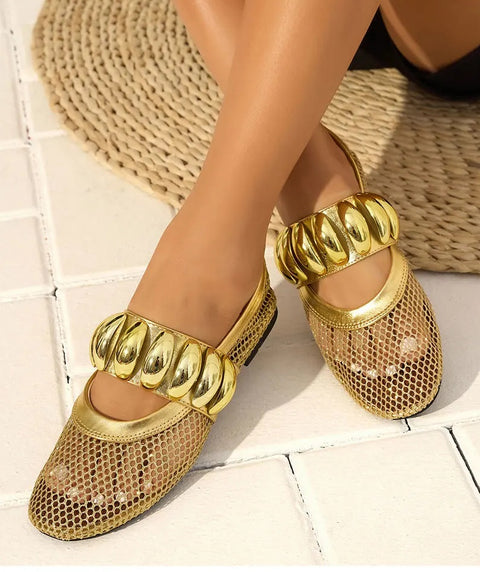 New Stylish Design, Unique Metal Accents, Comfortable Fit Flats SIZE: 39 CODE: READY1732