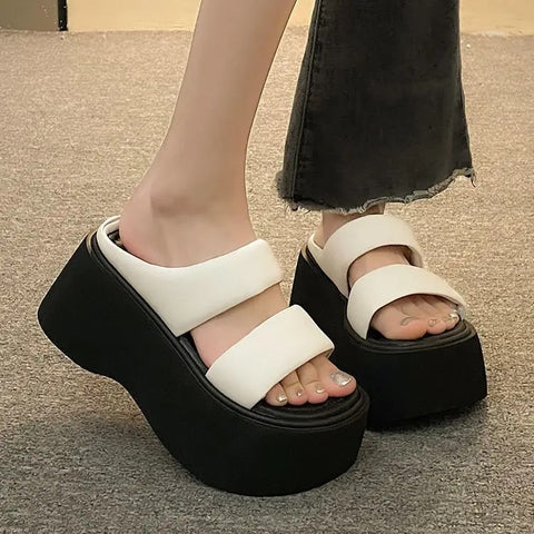 New Chunky Platform Sandals SIZE: 37 CODE: READY1735