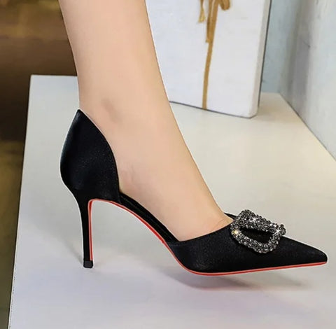 New High Cut Out Buckle Pointed Toe Heels SIZE: 40 CODE: READY1774