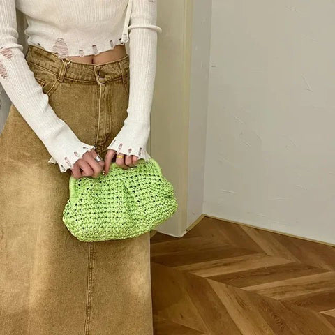 New Fashionable Woven Clipper Strap Handbag CODE: KAR3133