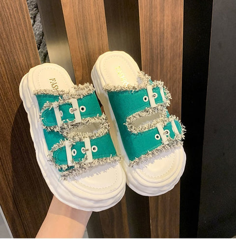 Summer New Thick Bottom Fashion Slippers CODE: KAR2023