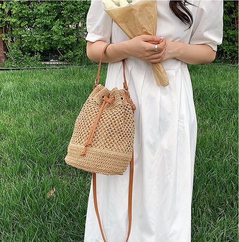Summer Casual Woven Straw Bucket Bag CODE: KAR2071