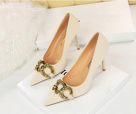 New Fashion Big Metal Buckle Shallow Pumps Thin Heels CODE: KAR2085