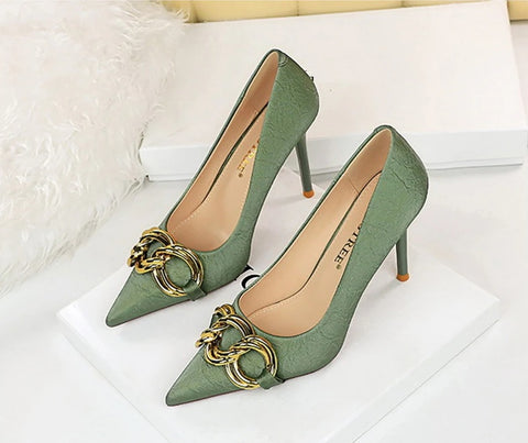 New Fashion Big Metal Buckle Shallow Pumps Thin Heels CODE: KAR2085