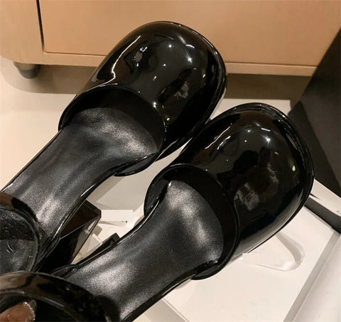 Summer Platform Ankle Strap Patent Leather Round Head Thick Heel Sandal CODE: KAR2262