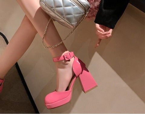 Summer Platform Ankle Strap Patent Leather Round Head Thick Heel Sandal CODE: KAR2262