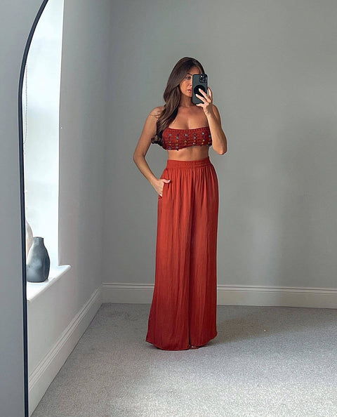 New Sexy Strapless Diamond Beading Backless Crop Top + Wide leg Hight-waist loose trouser 2 Piece Set CODE: KAR2302