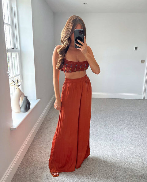 New Sexy Strapless Diamond Beading Backless Crop Top + Wide leg Hight-waist loose trouser 2 Piece Set CODE: KAR2302