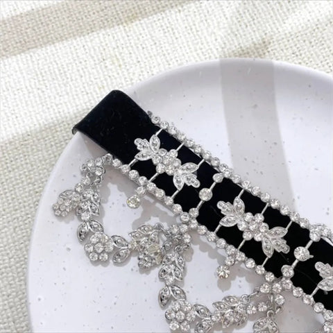 Luxury Choker Fashion Personality Exaggerated Temperament Clavicle Chain Necklace CODE: KAR2389