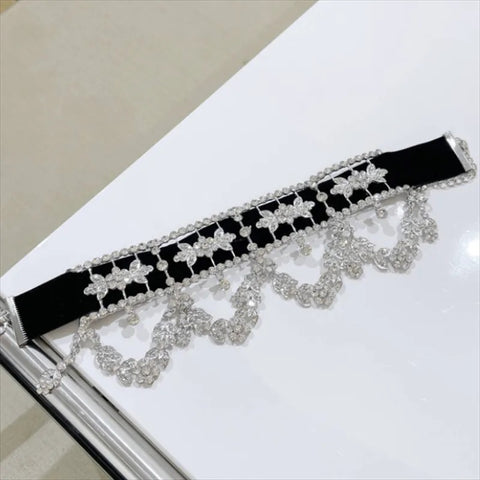 Luxury Choker Fashion Personality Exaggerated Temperament Clavicle Chain Necklace CODE: KAR2389