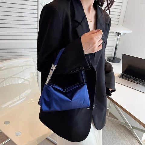 Luxury Diamond Butterfly Shoulder Crossbody Bag CODE: KAR2465
