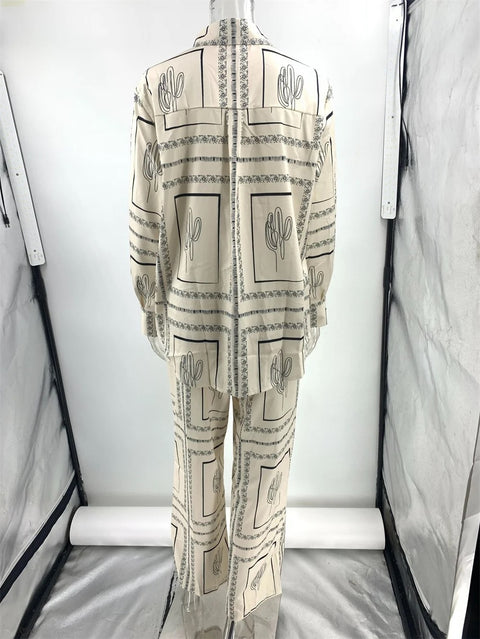 New Geometric Print Loose Long Sleeve Turn-down Collar Top and Elastic Straight Pant CODE: KAR2630