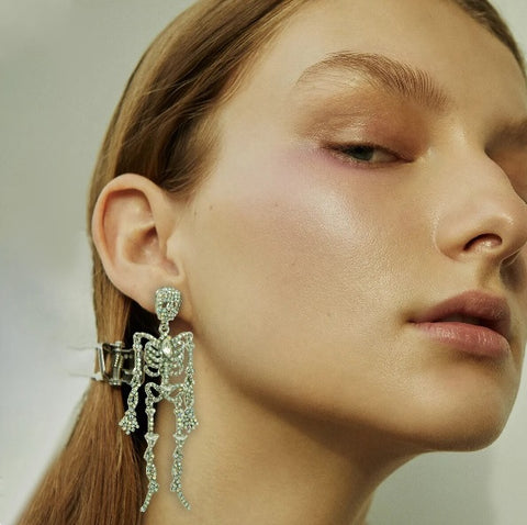 New Luxury Halloween Skull Statement Earring CODE: KAR2638