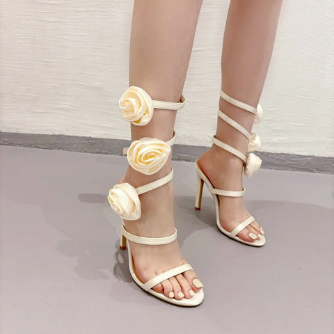 New Shallow Mouth Open Toe Big Original Heeled Sandals CODE: KAR3120
