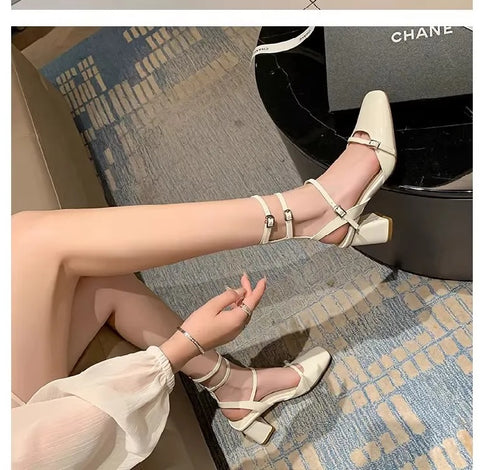 New French square thick with a line with a bun head patent high Heel CODE: KAR3349
