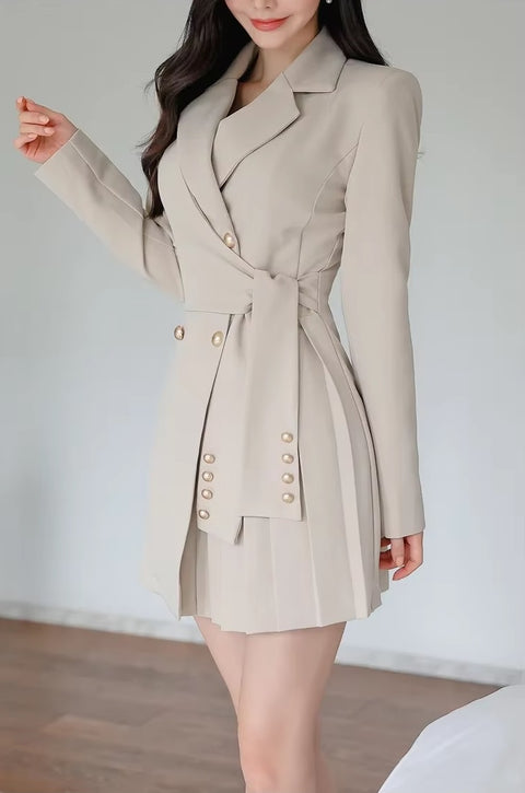 New Elegant Collar Double Row Buttoning Waist-fitted Western-style Short Dress CODE: KAR3494