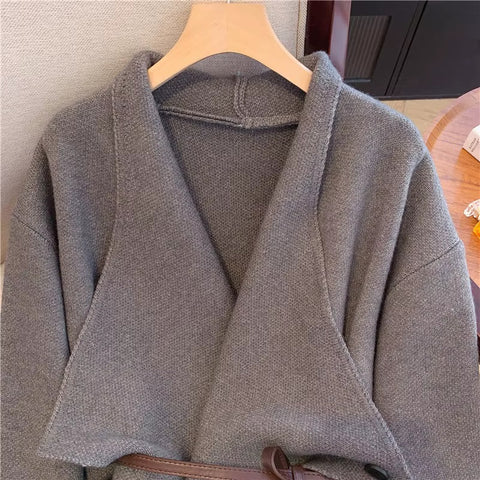 New Trendy Style Long Sleeves Loose Fit Comfortable Versatile Fashionable Coat CODE: KAR3518
