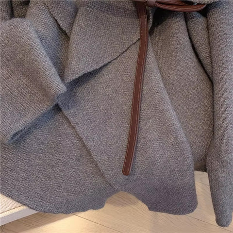 New Trendy Style Long Sleeves Loose Fit Comfortable Versatile Fashionable Coat CODE: KAR3518