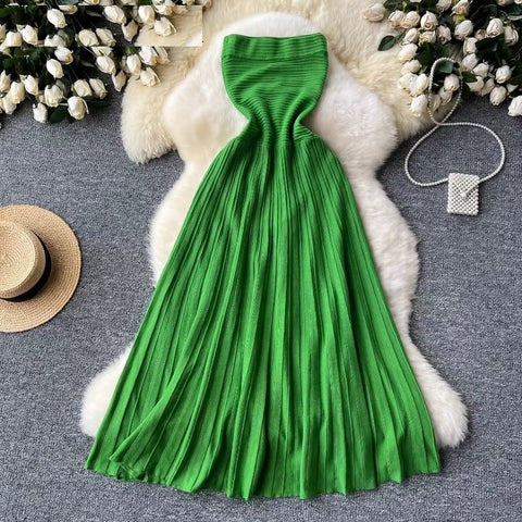 New Fashion Sexy Strapless for Beach Slim Waist Vestidos Solid Pleated Elegant Dress CODE: KAR3605