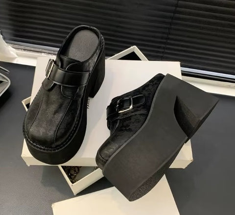 Summer Close Toe Chunky Block High Heels Platform Sandals SIZE: 36 CODE: READY1562