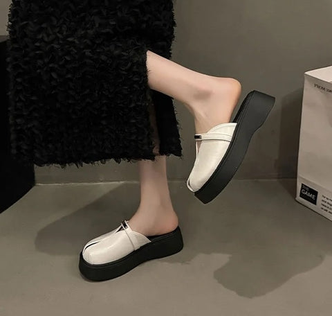 New Fashion Casual Versatile Slip-On Sandals CODE: KAR4017