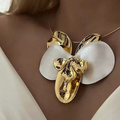 New Fashion Peony Flower Pendant Necklace CODE: KAR4114