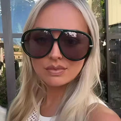 New Fashion Oversized Pilot Gradient Sunglasses CODE: KAR4388