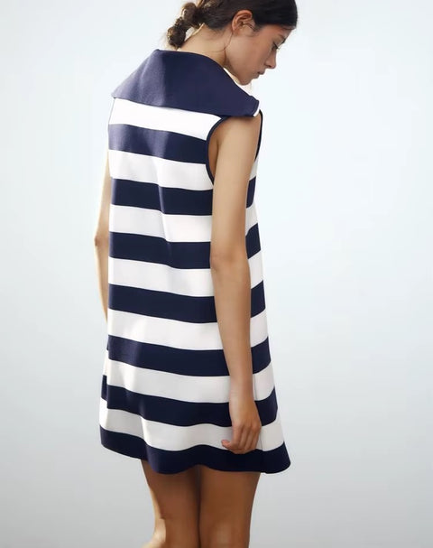 New Fashion Retro Lapel Half Zipper Sleeveless Short Dress CODE: KAR4418